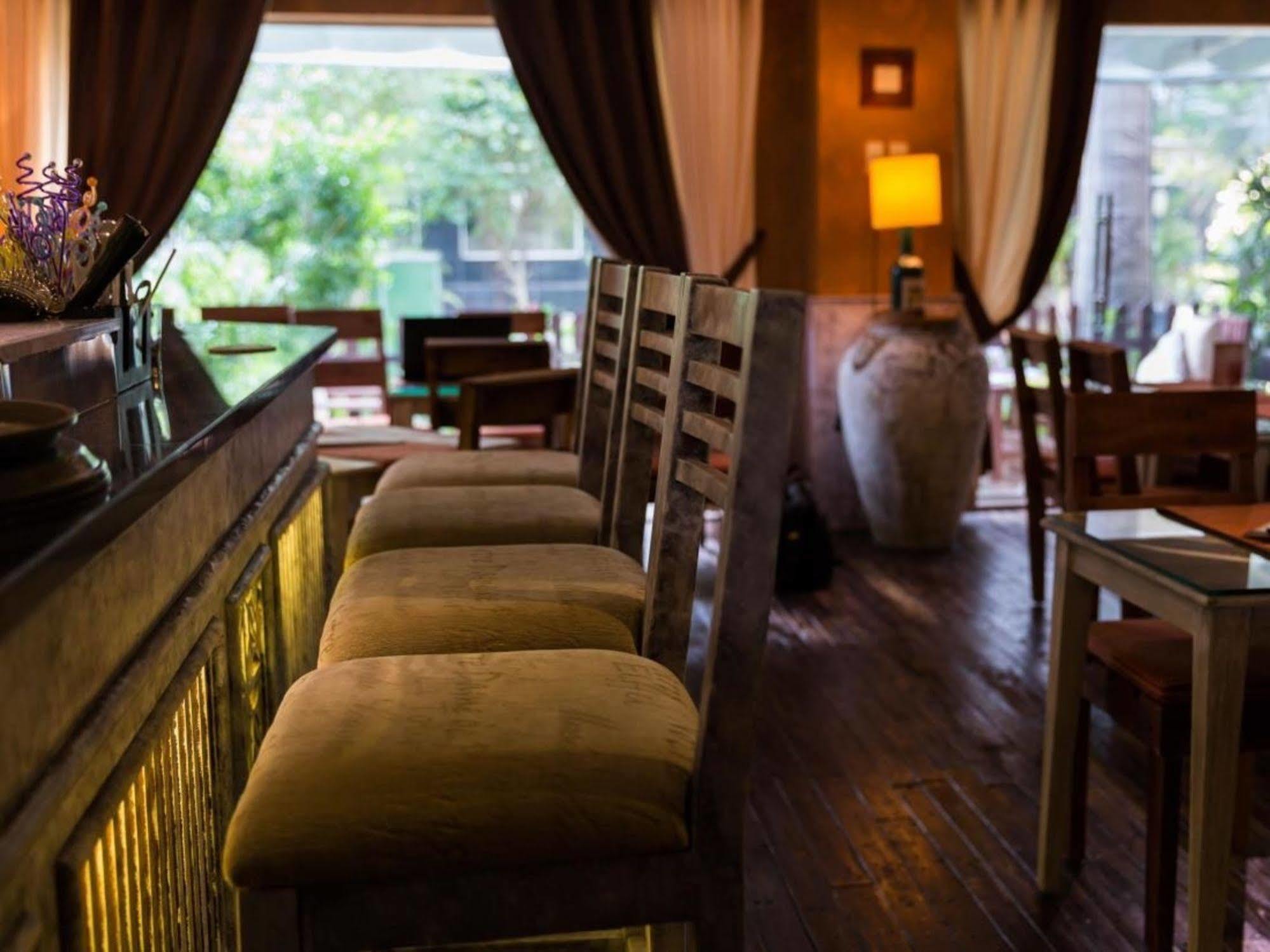 Crown Diamond Hotel - Phu My Hung District 7 TP. Hồ Chí Minh Ngoại thất bức ảnh
