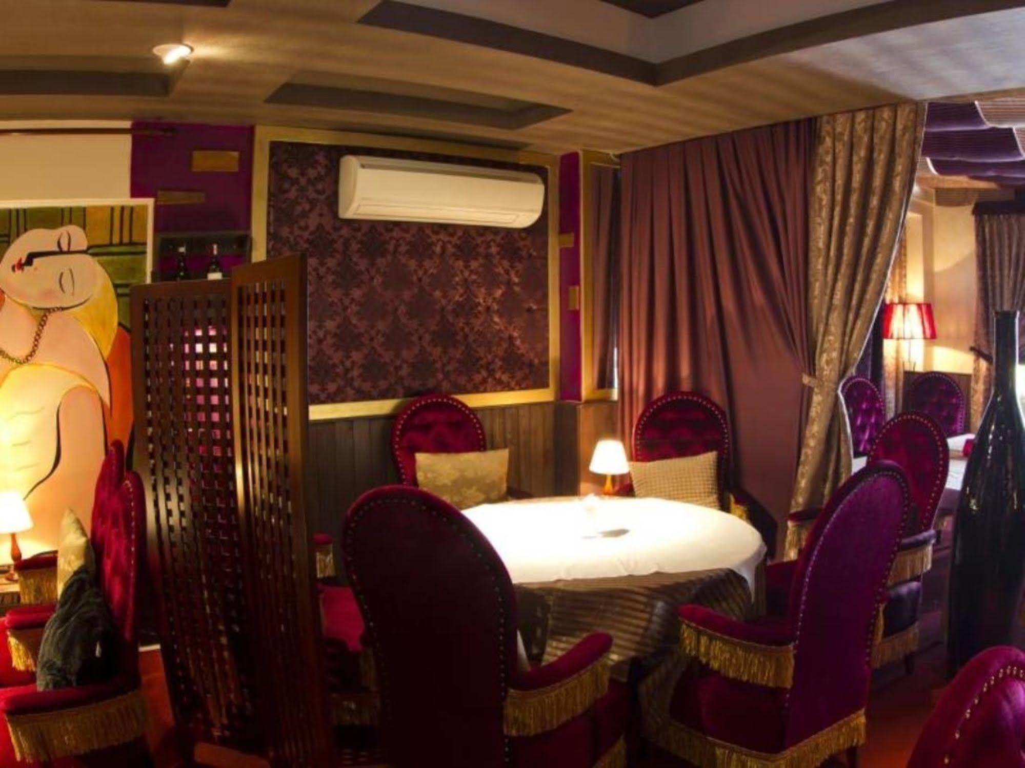 Crown Diamond Hotel - Phu My Hung District 7 TP. Hồ Chí Minh Ngoại thất bức ảnh