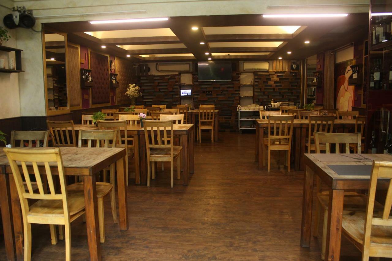 Crown Diamond Hotel - Phu My Hung District 7 TP. Hồ Chí Minh Ngoại thất bức ảnh